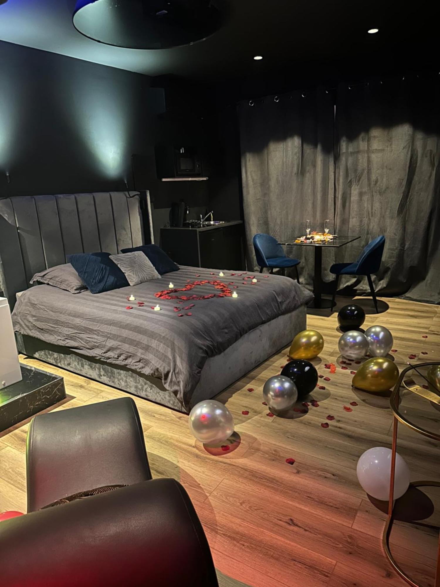 Loveroomxspa Bourg-Saint-Christophe Dış mekan fotoğraf